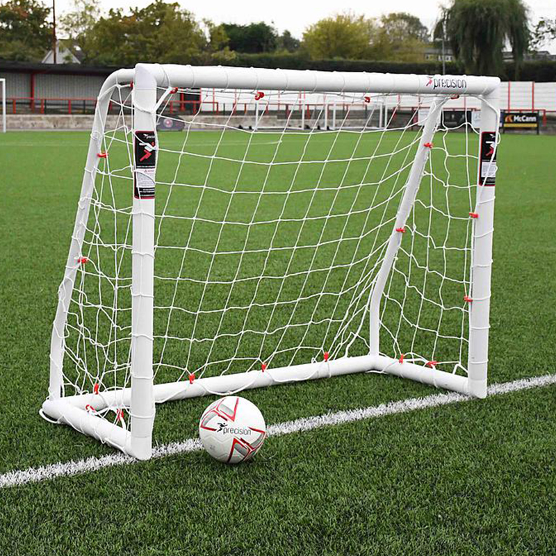 Trainings-Tor, 152 × 122 cm, Precision