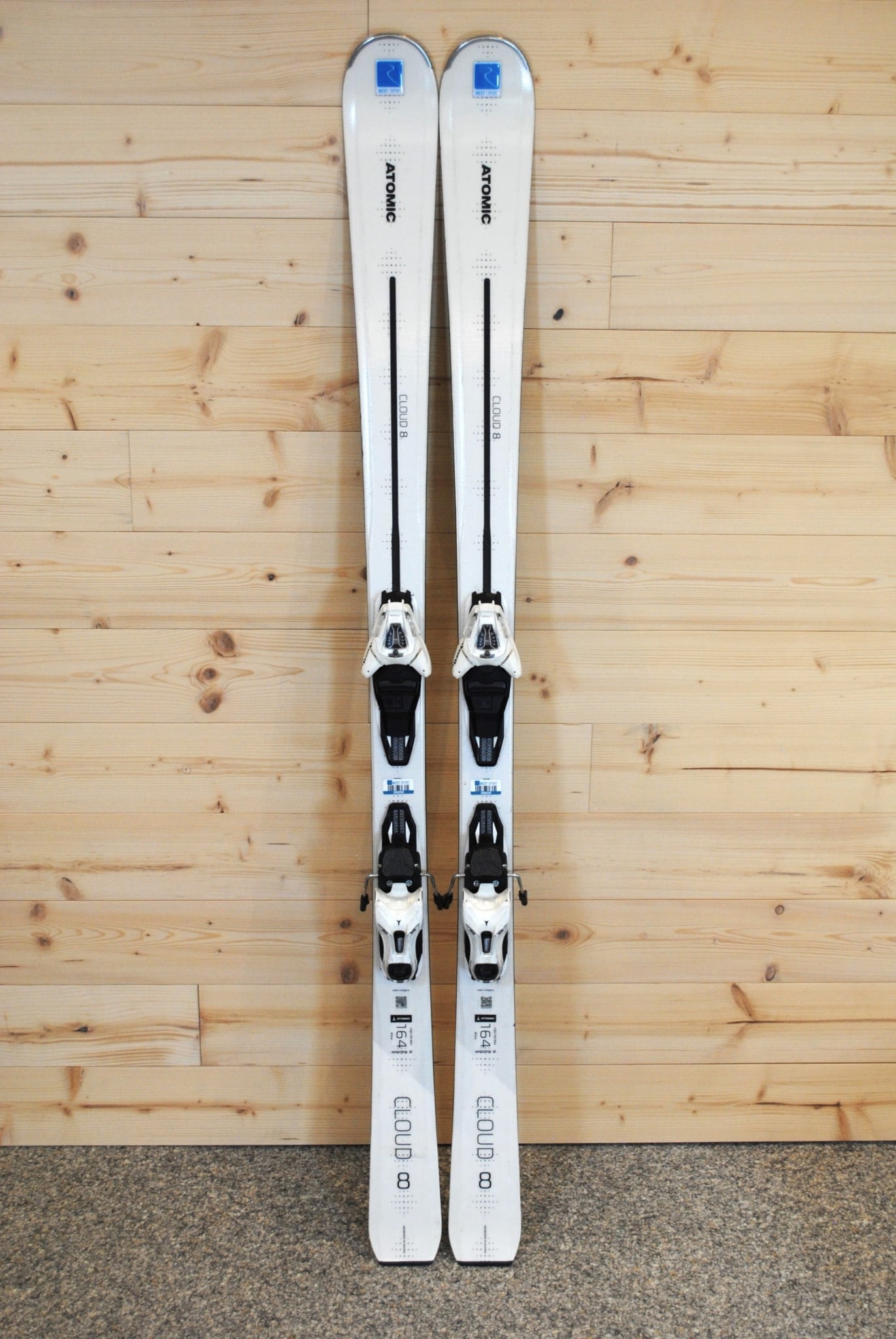 Cloud 8 – Verleih / Testski